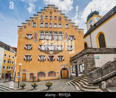 Giebel Fassade Rathaus (Town Hall), Unterer Stadtplatz, Altstadt (Altstadt) Center in Kufstein, Tirol, Österreich Stockfoto