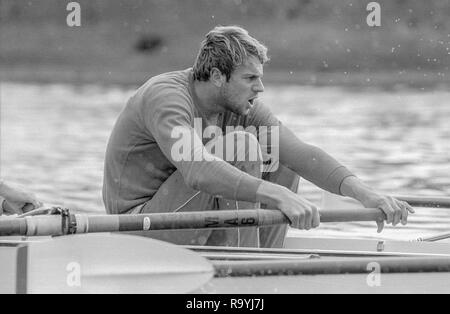 London. Vereinigtes Königreich. 1987 Vor der Befestigung, Varsity Boat Race. Nationalmannschaft vs Cambridge University BC auf dem Championship Course Mortlake Putney. Themse. Samstag 21.03.1987 [Pflichtfeld Credit: Peter SPURRIER/Intersport Bilder] Nationalmannschaft, Steve Redgrave, Stockfoto