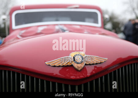 Dezember 2018 - Red Dodge Hot Rod an der Redhill Oldtimer Treffen Stockfoto