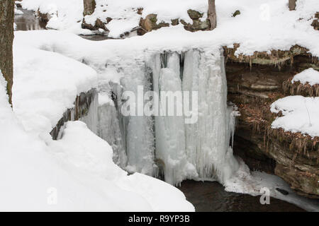 Dundee fällt im Winter, Ohio Stockfoto