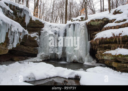 Dundee fällt im Winter, Ohio Stockfoto