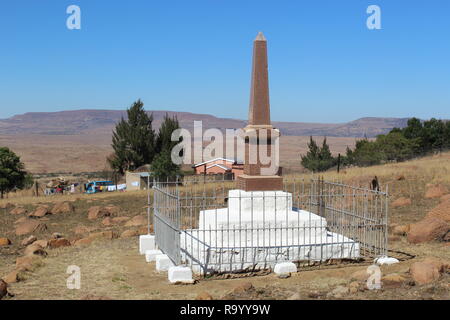 Denkmal für die britischen Soldaten in der Schlacht von Isandlwana, KwaZulu-Natal, Südafrika, wo der Britischen Armee, wo durch die Zulus besiegt. Stockfoto