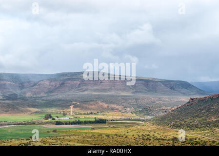 Ansicht des Biedouw Valley von Hoek Se Berg Pass auf der Straße zwischen Wupperthal Cederberge Clanwilliam und in den Bergen der Western Cap gesehen Stockfoto