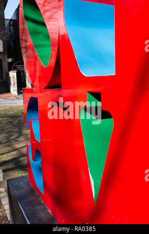 Detail der Liebe Skulptur von Robert Indiana, Universität von Pennsylvania, Philadelphia, Pennsylvania, USA Stockfoto