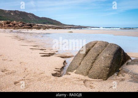 Praia do Britting, Strand auf der Leuchttürme Wanderweg in der Nähe von Camarinas, Galizien, Spanien Stockfoto