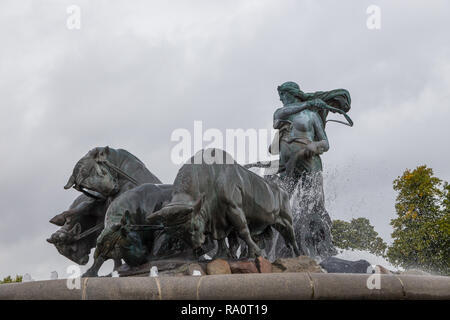 Kopenhagen, Dänemark - 30 August 2014: Gefion Fountain, großer Brunnen am Hafen in Kopenhagen. Es verfügt über eine große Gruppe von Tier figu Stockfoto