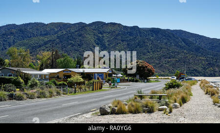 Marahau Village, dem Tor zum Abel Tasman National Park, der Tasman, Neuseeland Stockfoto