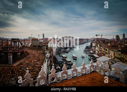 Blick von T Fondaco dei Tedaschi lifestyle Kaufhaus, Venedig, Italien. Stockfoto