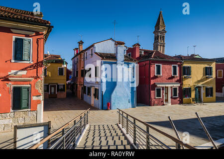 Bemalte Gebäude, Burano, Venedig, Italien. Stockfoto