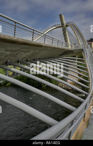 Brücke des Jahrtausends von Ourense, moderne Technik arbeiten mit Mirador, des Río Miño, Galizien, Spanien, Europa Stockfoto