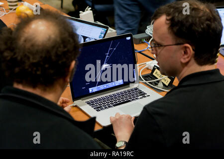 Laurel, Maryland, USA, 29. Dezember, 2018: Die Johns Hopkins University Applied Physics Laboratory (APL) Mission Operations Center und Science Operations Center für ihre interplanetare Raumsonde New Horizons Vorbeiflug eines Kuiper-gürtel Objekt Ultima Thule vorbereiten. Neue Horizonte ist geplant am Ultima Thule am 05 Anfahrt: 33 UTC, 1st, Januar 2019. Credit: B Christopher/Alamy leben Nachrichten Stockfoto