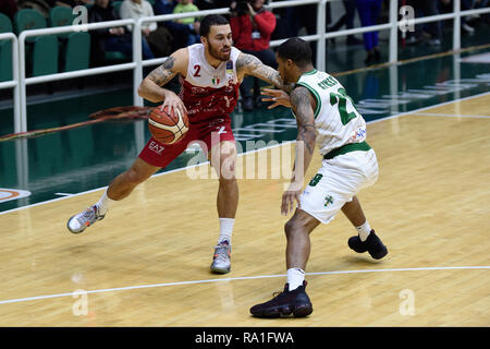 Avellino, Italien. 30 Dez, 2018. Foto Cafaro/LaPresse 30 Dicembre 2018 Milano, Italia sport Warenkorb Sidigas Avellino vs EA 7 Emporio Armani Milano - Campionato Italiano di Warenkorb Serie A PosteMobile, Spielzeit 2018/19. Nella Foto: James Mike (EA 7 Emporio Armani Mailand). Foto Cafaro/LaPresse Dezember 30, 2018 Arezzo, Italien sport Warenkorb Sidigas Avellino vs EA 7 Emporio Armani Mailand - die Italienische Lega Basket Serie A PosteMobile, Saison 2018/2019. Im Bild: James Mike (EA 7 Emporio Armani Mailand). Credit: LaPresse/Alamy leben Nachrichten Stockfoto