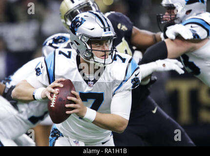 December 30, 2018: Carolina Panthers wide receiver D.J. Moore (12) scores a  touchdown against New Orleans Saints free safety Marcus Williams (43) at  the Mercedes-Benz Superdome in New Orleans, LA. Stephen Lew/(Photo