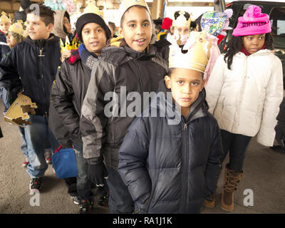 Die jährlichen Drei Könige Day Parade in der Williamsburg Abschnitt von Brooklyn, 2015. Stockfoto