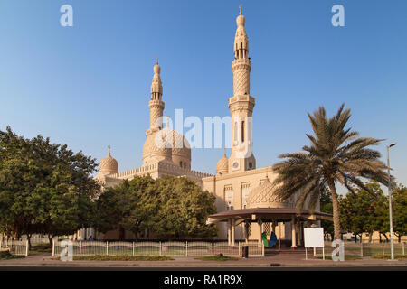 Jumeirah Moschee in Dubai, Vereinigte Arabische Emirate. Stockfoto