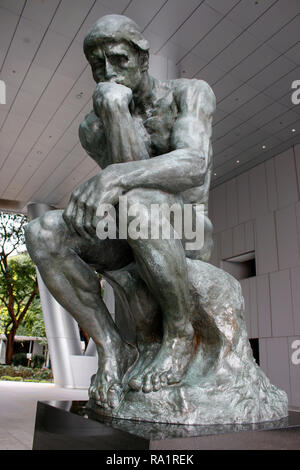 'Der Denker' von Auguste Rodin, Singapur (nur fuer redaktionelle Verwendung. Keine Werbung. Referenzdatenbank: http://www.360-berlin.de. © Jens Knappe Stockfoto