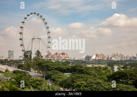 Singapur - Dezember 2018: Singapore Flyer, das größte Riesenrad der Welt. Stockfoto