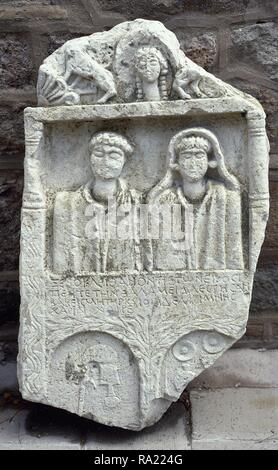 Römische Beerdigung Stele. Relief mit der Darstellung der Porträt der beiden verstorbenen Ehegatten. Museum für Anatolische Zivilisationen. Ankara, Türkei. Stockfoto