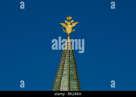 Moskau, Russland. August 27, 2018. Auferstehung Tor (oskresenskie vorota) auch genannt Iberischen Tor (Iverskie vorota). Der Rote Platz. Double Headed Eagle, Stockfoto