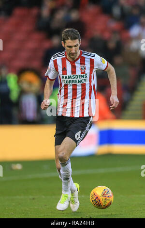 29. Dezember 2018, Bramall Lane, Sheffield, England; Sky Bet Meisterschaft, Sheffield United vs Blackburn; Chris Basham (06) von Sheffield United mit dem Ball Quelle: Mark Cosgrove/News Bilder der Englischen Football League Bilder unterliegen DataCo Lizenz Stockfoto