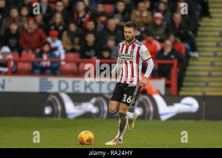 29. Dezember 2018, Bramall Lane, Sheffield, England; Sky Bet Meisterschaft, Sheffield United vs Blackburn; Oliver Norwood (16) von Sheffield United mit dem Ball Quelle: Mark Cosgrove/News Bilder der Englischen Football League Bilder unterliegen DataCo Lizenz Stockfoto