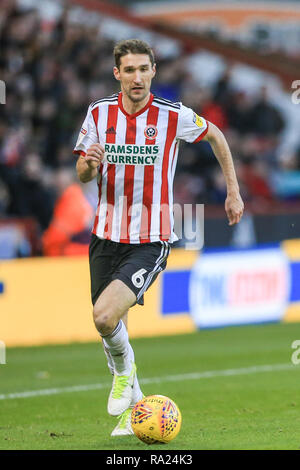 29. Dezember 2018, Bramall Lane, Sheffield, England; Sky Bet Meisterschaft, Sheffield United vs Blackburn; Chris Basham (06) von Sheffield United mit dem Ball Quelle: Mark Cosgrove/News Bilder der Englischen Football League Bilder unterliegen DataCo Lizenz Stockfoto