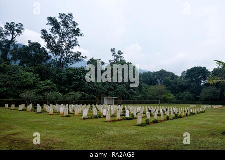 Taiping, Malaysia - 22 Jun, 2018: Die taiping War Cemetery, Taiping, Malaysia - Der Friedhof wurde geschaffen, um die Gräber von WWII Battlefield in Ma zu erhalten Stockfoto