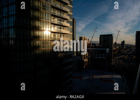 Einen erhöhten Blick auf die Skyline von Toronto Maple Leaf Platz in Toronto, Kanada gesehen. Stockfoto