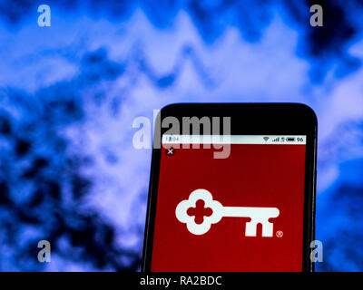 KeyBank Retail Banking Company Logo auf dem Smartphone angezeigt Stockfoto