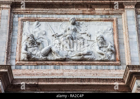 Venedig, Italien, 29. Mai 2016: Statuen und Denkmäler in Venedig dekorative Skulpturen Stockfoto