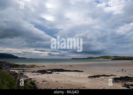 Ein breites menschenleeren Sandstrand am Kyle von Durness am nördlichsten Punkt der schottischen Küste in den schottischen Highlands Stockfoto