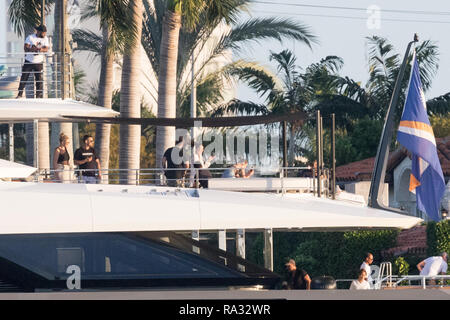 Miami Beach, FL, USA. 30 Dez, 2018. Jamie Foxx Parteien auf einer Yacht (RossiNavi 63 Meter Yacht Utopie IV) am 30. Dezember in Miami, Florida, 2018. Credit: Hoo Me.Com/Media Punch/Alamy leben Nachrichten Stockfoto