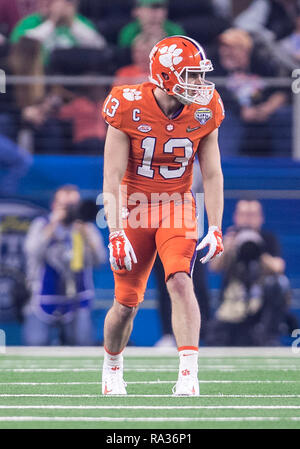 Dezember 29, 2018: Clemson wide receiver Hunter Renfrow (13) während der NCAA Football Spiel Action zwischen den Notre Dame Fighting Irish und die Clemson Tiger bei AT&T Stadium in Arlington, Texas. Clemson Notre Dame besiegte 30-3. Johann Mersits/CSM Stockfoto