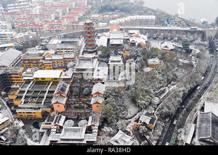 Nanjing, Nanjing, China. 1 Jan, 2019. Nanjing, China - schweren Schnee hits Nanjing in der Provinz Jiangsu. Credit: SIPA Asien/ZUMA Draht/Alamy leben Nachrichten Stockfoto