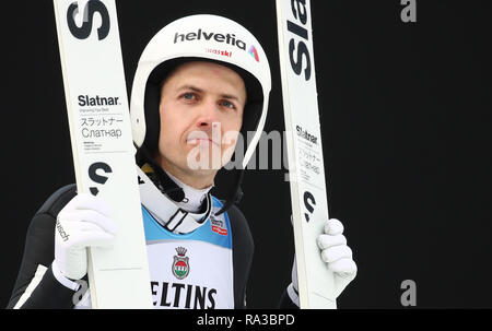 Garmisch Partenkirchen, Deutschland. 01 Jan, 2019. Skispringen: Vierschanzentournee, große Hügel, meine Herren. , Skispringer Simon Ammann aus der Schweiz, reagiert, in der ersten Hitze. Credit: Daniel Karmann/dpa/Alamy leben Nachrichten Stockfoto