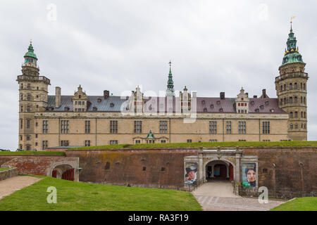 Helsingor, Dänemark - 30 August 2014: Blick auf Schloss Kronborg und Mauern. Schloss Kronborg, wichtigsten Renaissance palast im Norden Europas. Stockfoto