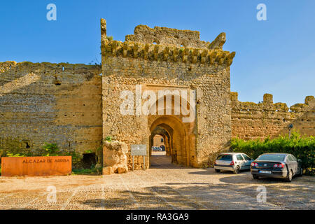 CARMONA SPANIEN EINGANG ZUM PARADOR oder Alcázar de Arriba Stockfoto