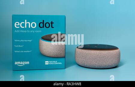 Amazon's New 3. Generation Echo Dot Stockfoto