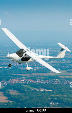Frankreich, Bas-Rhin (67), Haguenau, neues Licht Flugzeug mit Elektromotor Pipistrel Alpha-Electro Stockfoto