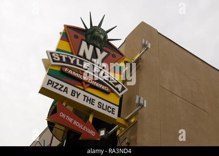 New York Style Pizza von der Slice Restaurant Anmelden USA. Stockfoto