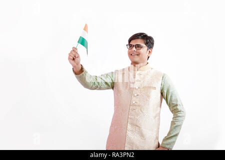 Junge Inder, indische Flagge Stockfoto