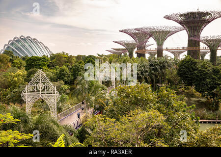 Singapur - Dezember 2018: Luftaufnahme des botanischen Garten, Gärten an der Bucht in Singapur. Stockfoto
