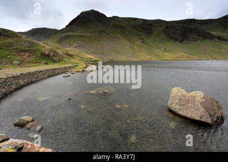 Blick über Hebel Wasser, Copper Mines Tal über Coniston Stadt, Nationalpark Lake District, Cumbria, England, Großbritannien Stockfoto