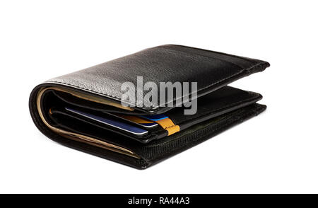 Nahaufnahme der Männer aus schwarzem Leder Geldbörse mit Kreditkarten und Banknoten - Luxus, auf weißem Hintergrund Stockfoto