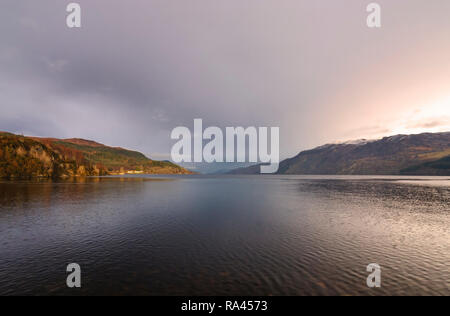 Die volle Länge von Loch Ness von Fort Augustus, Schottland. 05. Januar 2011 Stockfoto