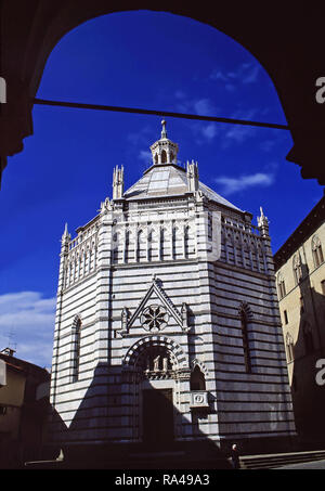 Baptisterium von Florenz, Pistoia, Italyblue Stockfoto