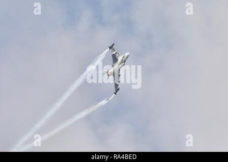 Schwedische Luftwaffe Saab JAS 39 Gripen durchführen an den 2018 Royal International Air Tattoo Stockfoto
