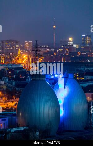Stadt Panorama von Dortmund, Innenstadt, Fernsehturm Florian, Dortmunder-U, Verdauung Türme der Emscher Abwasserreinigung Stockfoto