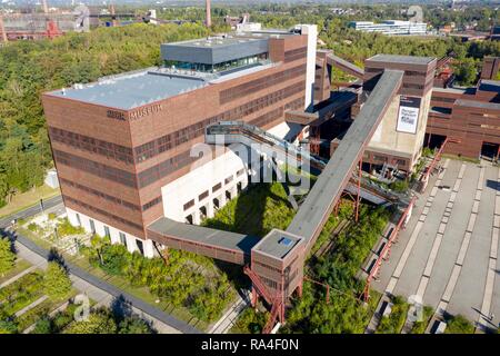 Weltkulturerbe Zeche Zollverein in Essen, Ruhrmuseum in das Gebäude der ehemaligen Kohle Scheibe, drone Aufnahme, Essen Stockfoto