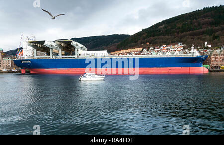 Neubau bulk carrier Star Java neben in Bergen Hafen für ihre Taufe. Bergen, Norwegen Februar 2007. Stockfoto